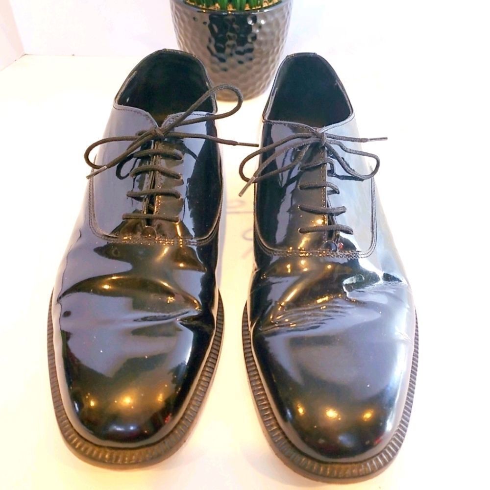 STANLEY BLACKER Patent Leather Dress Shoe